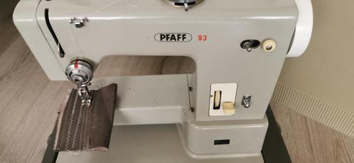 Naaimachine PFAFF 93 goede werkende naaien verschillnde stof, Hobby en Vrije tijd, Naaimachines en Toebehoren, Zo goed als nieuw
