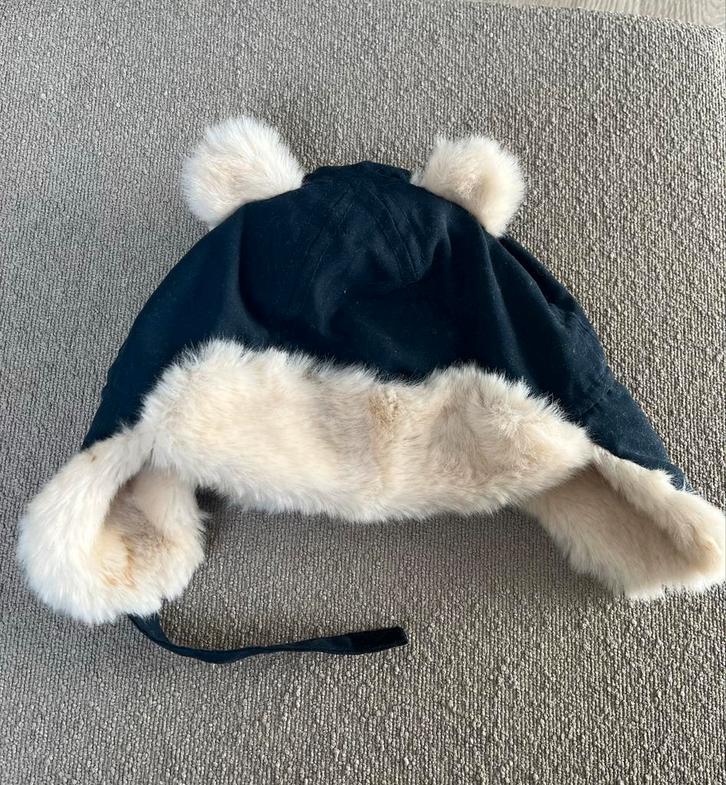 Warm muts met oorkleppen en oortjes. Hat H&M Maat 74 (6–9M), Kinderen en Baby's, Babykleding | Mutsen, Sjaals en Wanten, Gebruikt