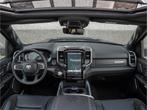 Dodge Ram 1500 5.7L V8 Laramie Night 4x4 CrewCab Panoramadak, Automaat, 2460 kg, 5654 cc, 402 pk