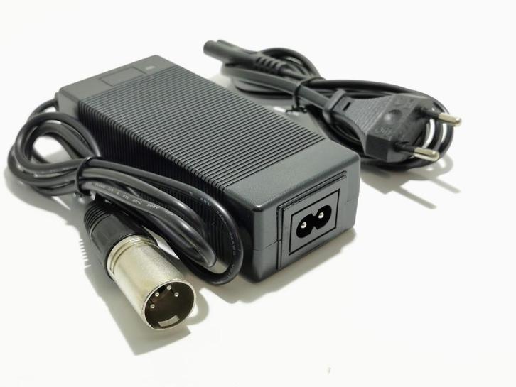 Oplader Giant Twist - NC SSC04GNT acculader, Fietsen en Brommers, Fietsaccessoires | Fietsaccu's, Nieuw, Ophalen of Verzenden