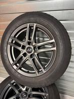 17” Dezent zomerset met 225/60R17 IX35 Sportage Tucson, Ophalen, Gebruikt, Banden en Velgen, 17 inch