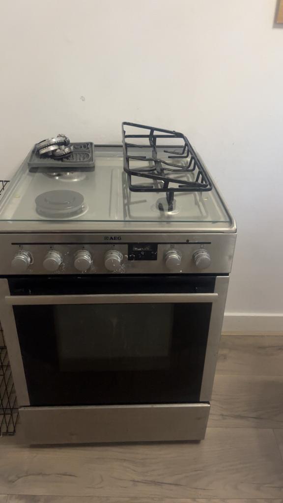 AEG Gasfornuis, Witgoed en Apparatuur, Fornuizen, Gebruikt, Vrijstaand, Gas, 4 kookzones, 85 tot 90 cm, 45 tot 60 cm, Ophalen of Verzenden