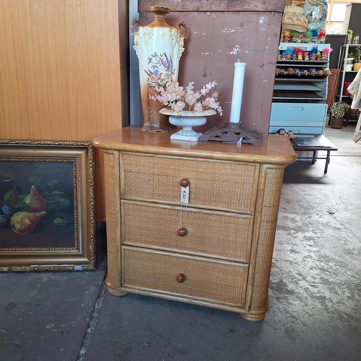 Vintage Rotan Ladenkast, Huis en Inrichting, Slaapkamer | Nachtkastjes, Gebruikt, 55 tot 70 cm, 65 cm of meer, Hout, Ophalen