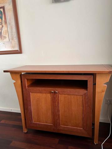 Kersenhouten Dressoir, hand gemaakt. beschikbaar voor biedingen