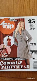 Knipmode December 2023 - Naaipatronen, Hobby en Vrije tijd, Kledingpatronen, Ophalen of Verzenden, Zo goed als nieuw, Vrouw, Knipmode