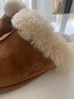 UGG Pantoffels Maat 37, Kleding | Dames, Schoenen, Ophalen of Verzenden, Gedragen, Bruin, Pantoffels of Sloffen