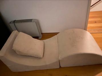 Lounge sofa beschikbaar voor biedingen