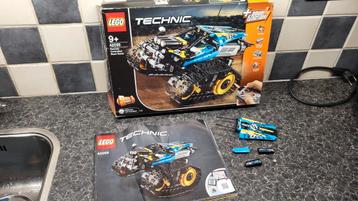 Lego Technic 42095 onderdelen, boekje en doos beschikbaar voor biedingen