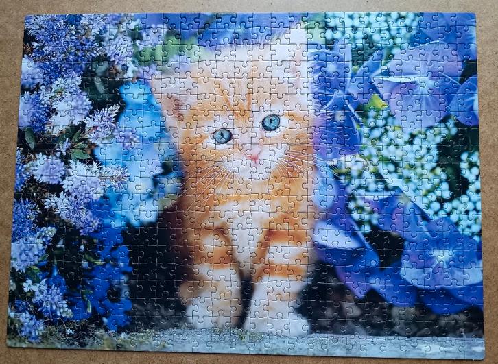 Puzzel 500 stukjes - Clementoni - Ginger cat in flowers, Hobby en Vrije tijd, Denksport en Puzzels, Zo goed als nieuw, Legpuzzel