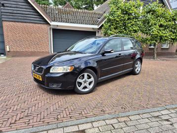 Volvo V50 2.4 140PK 2004 Zwart beschikbaar voor biedingen