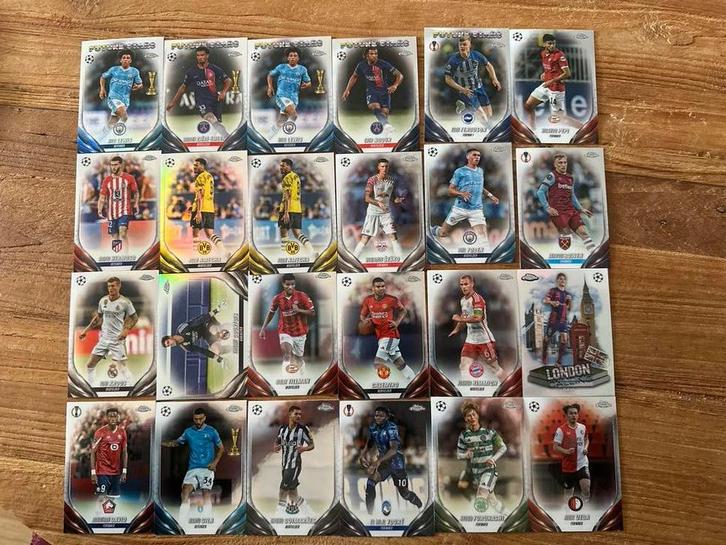 24 Topps Chrome UCL Voetbal Kaarten, Hobby en Vrije tijd, Verzamelkaartspellen | Overige, Zo goed als nieuw, Meerdere kaarten