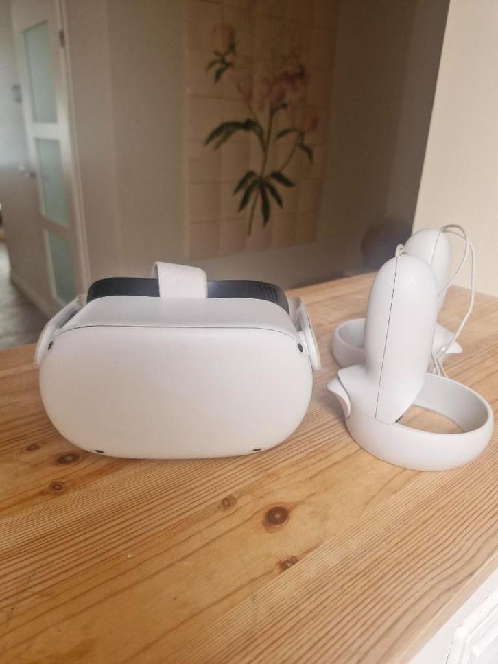 VR bril Meta Quest 2, Spelcomputers en Games, Virtual Reality, Zo goed als nieuw, Overige platformen, VR-bril, Ophalen of Verzenden
