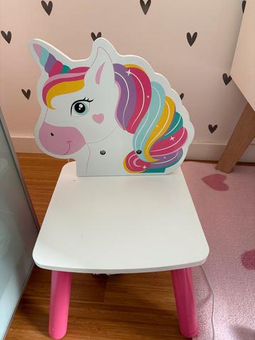 Kinderstoeltje - Eenhoorn beschikbaar voor biedingen