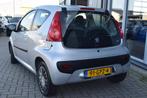 Peugeot 107 1.0-12V XS | Airco | Navi | NAP + APK 8-2026 !, Voorwielaandrijving, Stof, Gebruikt, Zwart