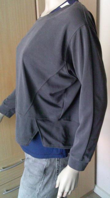 Simple Amsterdam korte wijdvallende grijze  dunne sweater S beschikbaar voor biedingen
