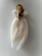 Handgemaakte Waldorf Engel van Lontwol - 21cm, Ophalen of Verzenden, Nieuw, Figuurtje(s), Wolvilt
