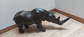 Leren Neushoorn Beeld - Liberty of Londen beschikbaar voor biedingen