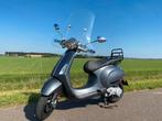 Mooie bijna nieuwe vespa sprint! Zeer weinig km gelopen., Ophalen, Zo goed als nieuw, Overige typen, Vespa