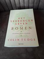 Het verborgen leven van bomen - Colin Tudge, Boeken, Ophalen of Verzenden, Zo goed als nieuw, Bloemen, Planten en Bomen, Colin Tudge