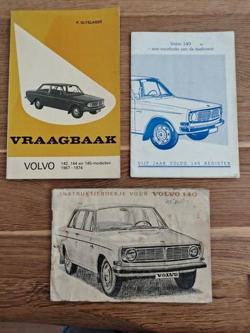 Vraagbaak + instructieboekje + jubileumboekje Volvo 140  beschikbaar voor biedingen