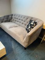 Retro grijze velvet 3-zits bank Thyrza - Zo goed als nieuw!, Ophalen, Driepersoons, 75 tot 100 cm, Zo goed als nieuw