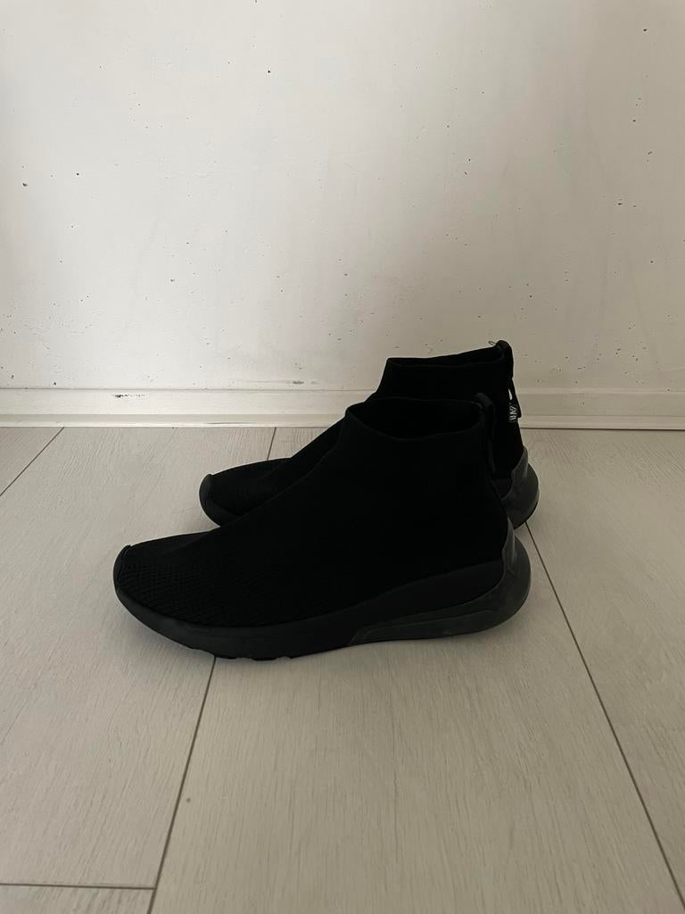 Zara sneakers, Ophalen of Verzenden, Zo goed als nieuw