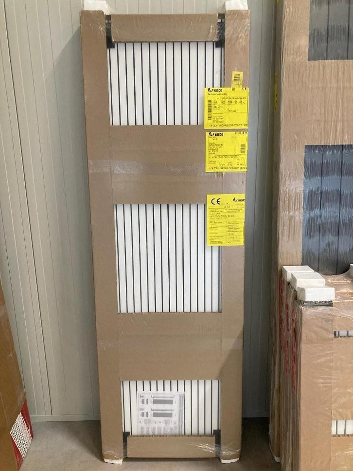 Goedkope Vasco Carre horizontale en verticale radiatoren!, Doe-het-zelf en Verbouw, Verwarming en Radiatoren, Nieuw, Radiator