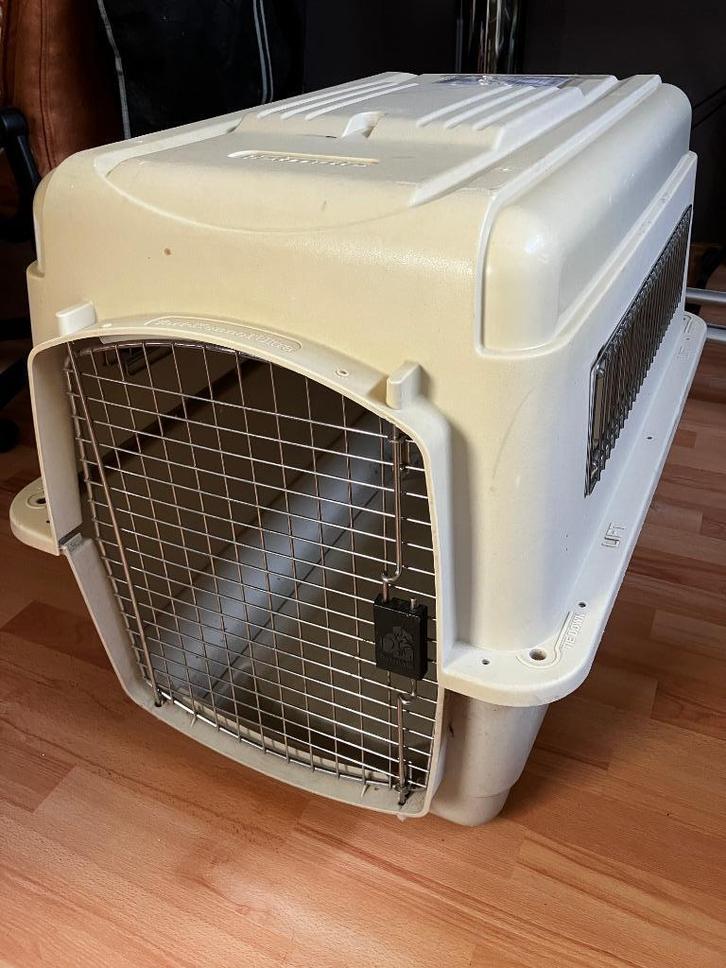 Reisbench Petmate Vari Kennel Ultra, Dieren en Toebehoren, Transportboxen, Gebruikt, Ophalen of Verzenden
