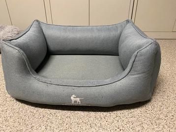 Hondenmand Knuffelwuff licht gijs/blauw M/L beschikbaar voor biedingen