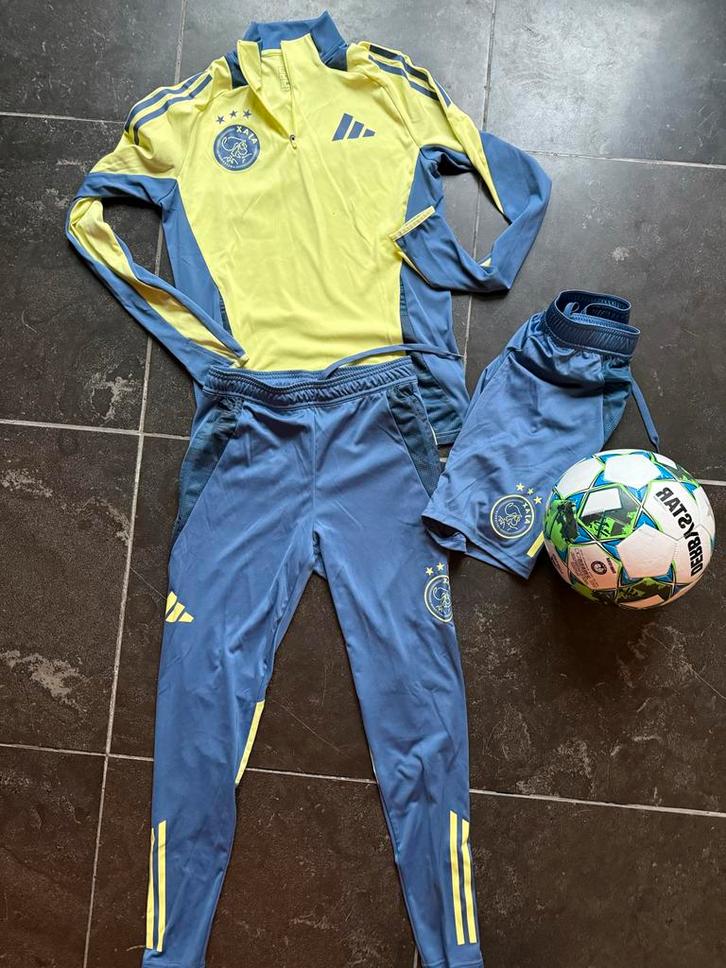 Ajax Trainingspak 2024/2025 - Maat S/164- Nieuw!, Kleding | Heren, Sportkleding, Nieuw, Voetbal, Maat 46 (S) of kleiner, Blauw