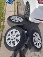 Hyundai i20 15 inch stalen velg, Auto-onderdelen, Banden en Velgen, Ophalen, Gebruikt, 15 inch, 175 mm