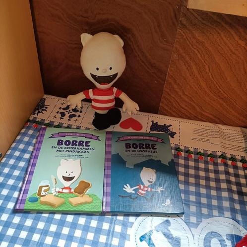 Borre knuffel 26 cm + 2 boekjes, Kinderen en Baby's, Speelgoed | Knuffels en Pluche, Ophalen of Verzenden