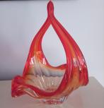 Vintage schaal of mand. Rood gekleurd glas of kristal., Ophalen of Verzenden