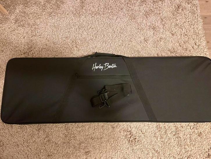 Harley Benton baskoffer, Muziek en Instrumenten, Behuizingen en Koffers, Zo goed als nieuw, Elektrische basgitaar, Flightcase