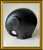 Art deco zwart keramiek beeld: olifant, Antiek en Kunst, Antiek | Keramiek en Aardewerk, Ophalen of Verzenden