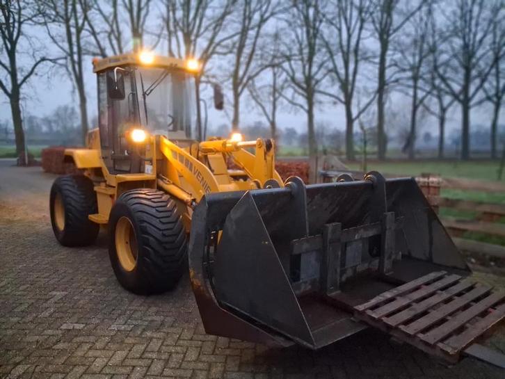 Venieri VF 7.63 shovel met lepels puinbak bak 35km, Zakelijke goederen, Machines en Bouw | Kranen en Graafmachines, Wiellader of Shovel