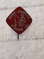 HVKK Kapelle 1e lustrum 1983 hengelsport vereniging, Verzamelen, Speldjes, Pins en Buttons, Gebruikt, Ophalen of Verzenden, Overige onderwerpen