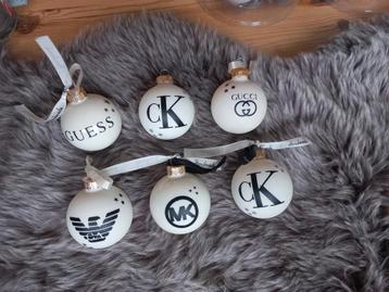 Kerstballen Calvin Klein Prada Gucci Dior Chanel kerst  beschikbaar voor biedingen