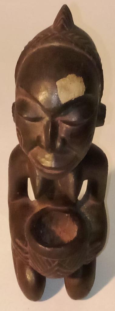 Afrikaans houten hardhouten handgesneden beeld., Antiek en Kunst, Kunst | Beelden en Houtsnijwerken, Ophalen