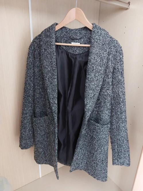 Stijlvolle Jacqueline de Yong Jas – Maat Medium, Kleding | Dames, Jassen | Winter, Zo goed als nieuw, Maat 38/40 (M), Zwart, Ophalen of Verzenden