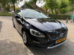 Volvo V60 D3 170pk 2017 Blauw, Voorwielaandrijving, USB, 4 cilinders, 1969 cc