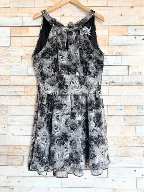 Only jurkje zwart/grijs gebloemd, maat XL - NP 49,95, Kleding | Dames, Jurken, Nieuw, Maat 42/44 (L), Grijs, Boven de knie, Ophalen of Verzenden