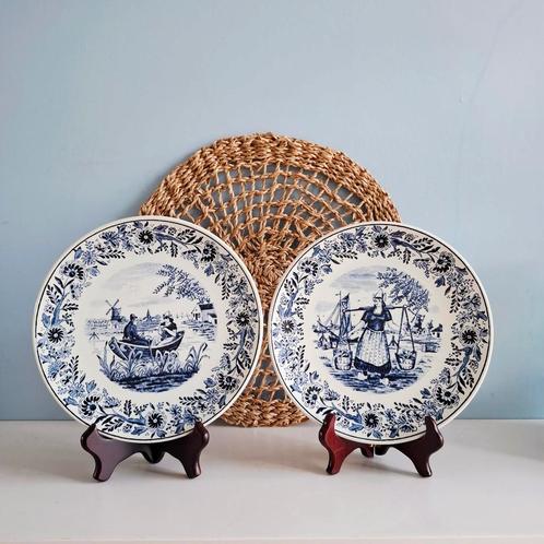 Boch Delft, 2 prachtige sierborden, Antiek en Kunst, Antiek | Wandborden en Tegels, Ophalen of Verzenden
