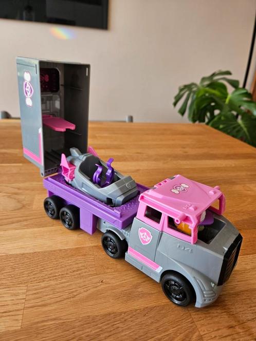 Paw Patrol Skye rescue truck, Kinderen en Baby's, Speelgoed | Actiefiguren, Zo goed als nieuw, Ophalen of Verzenden
