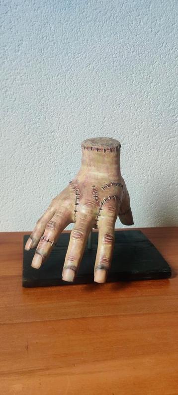 Thing hand ware grootte rubber beschikbaar voor biedingen