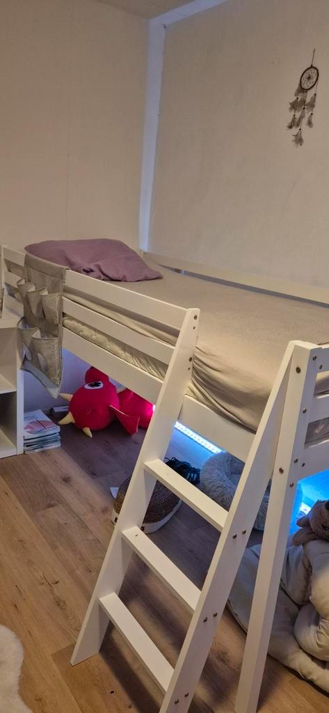 Leuke Halfhoogslaper - Ideaal voor Kinderkamer!, Kinderen en Baby's, Kinderkamer | Stapelbedden en Hoogslapers, Halfhoogslaper