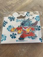 Disney pin Stitch in ruimtepak, Nieuw, Ophalen of Verzenden, Speldje of Pin