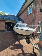 Kajuitboot 6 meter met trailer 15pk 4 takt, Ophalen of Verzenden