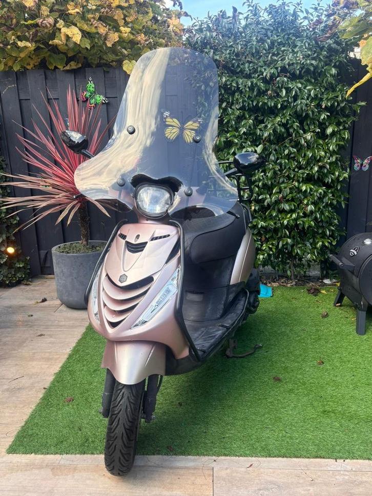 Piaggio Zip SP 4takt 2016, Fietsen en Brommers, Scooters | Piaggio, Zo goed als nieuw, Zip, Maximaal 45 km/u, Benzine, Ophalen