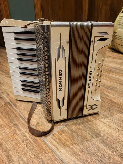 HOHNER STUDENT II Accordeon opknappertje, Muziek en Instrumenten, Accordeons, Gebruikt, Hohner, Ophalen